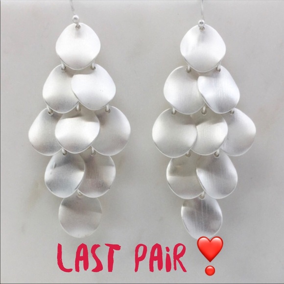 Southern Seoul Jewelry - Matte Finish Silver tone Chandelier earrings